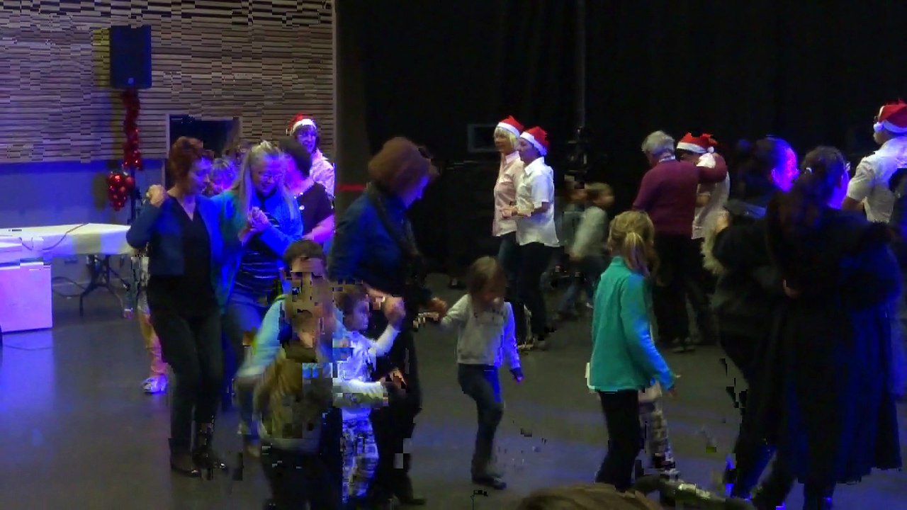 Cotton eye joe (danse couple) Vidéo Dailymotion