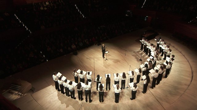 Esa-Pekka Salonen : Dona nobis pacem sous la direction de Sofi Jeannin