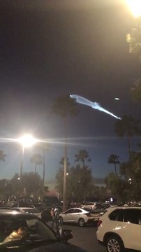 Eerie SpaceX Falcon Rocket Launch Spooks Los Angeles