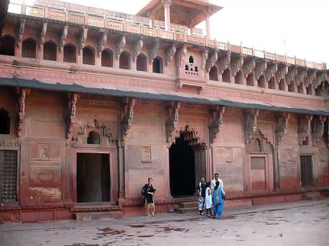 Agra Fort | Best Monuments in India