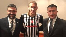 Gece Yarısı Transfer Bombası Patladı: Domagoj Vida Beşiktaş'ta!