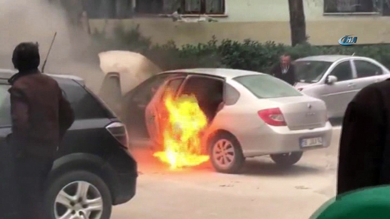 LPG’li araç alevlere teslim oldu