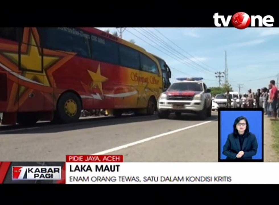 Ban Pecah, Pickup Tabrak Bus 6 Orang Tewas
