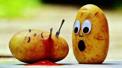 Marcel H. muss sterben! - Kuchen Talks #196-93k-u19xnWY