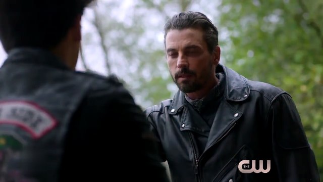 Riverdale 2x08 Sneak Peek #2 'House of the Devil' (HD) Season 2 Episode 8 Sneak Peek #2-BMbpJkppk5Y