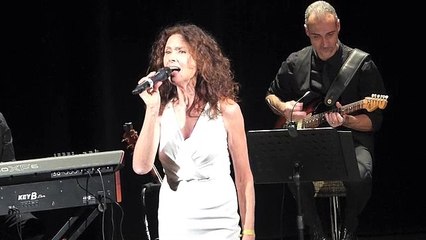 GIGLIOLA CINQUETTI A PARIS "Zum Zum Zum "
