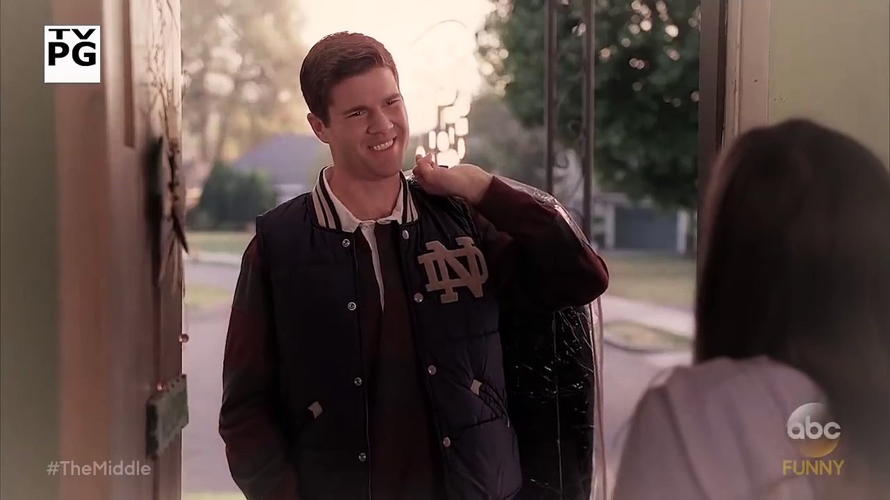 The Middle 9x06 Promo 'The Setup' (HD)-UlJZOT7-YD8