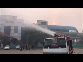 Delhi Authorities Test 'Anti-Smog Gun'