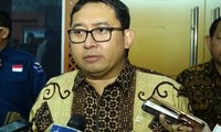 Fadli Zon Kritik Soal Rangkap Jabatan Airlangga Hartarto