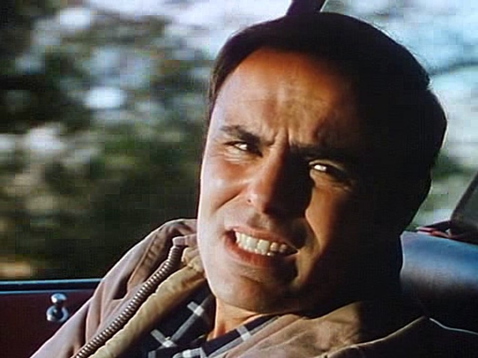 Steve Austin  S01E08