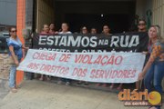 Sindicato lidera manifestação cobrando pagamento dos servidores em Ipaumirim no Ceará