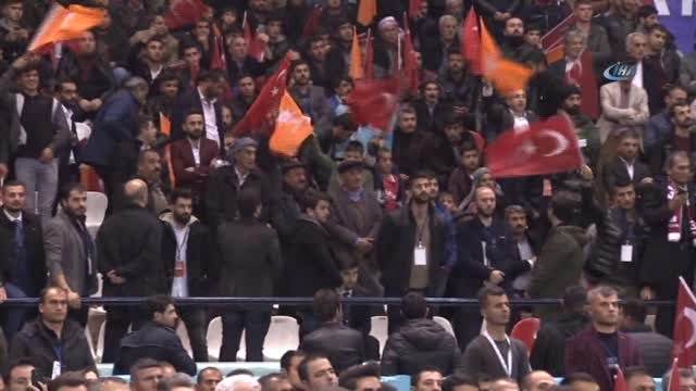 Cumhurbaşkanı Erdoğan, Türkiye Partisi Olmak Yerine Türkiye Düşmanı Olanların Koltuk Değneğiyle...