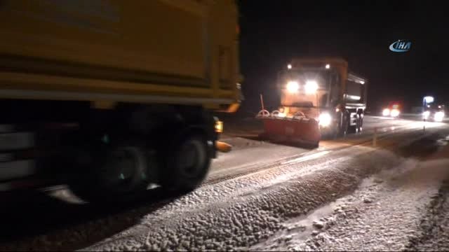 Karda Kalanlara, Zincir, Çekici ve Traktör Hizmeti