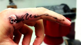 12 Delicate Finger Tattoos-EHA_ireY__E