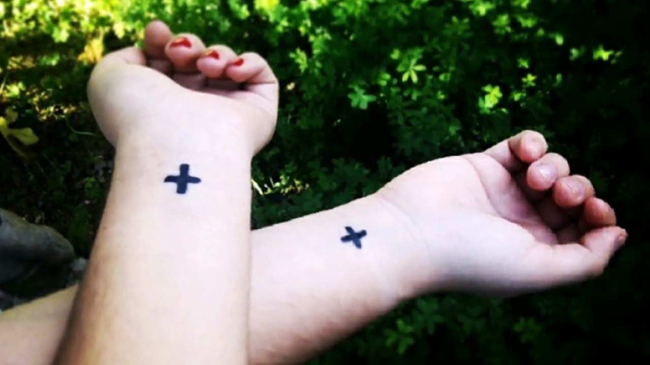Matching Tattoos-hmbnBMM-8YE