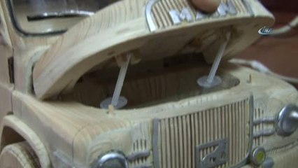 Babasının Hatırasını Atık Çöplerle Yaptığı Maket Kamyonda Yaşatıyor