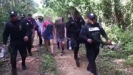 اسرة كاملة تنجو من الموت بعد تحطم طائرتهم