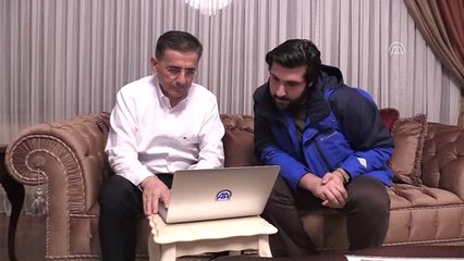 Ankara Valisi Topaca, Anadolu Ajansının (Aa) "Yılın Fotoğrafları" Oylamasına Katıldı