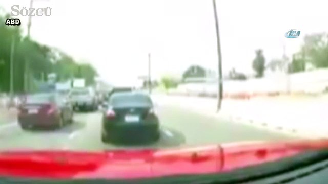 Otomobil çarptı: Metrelerce uçtu