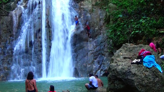 CASCADA EL SALTADERO MUNICIPIO DE CABRERA PROVINCIA MARIA TRINIDAD SANCHEZ REGION NORTE REPUBLICA DOMINICANA.
