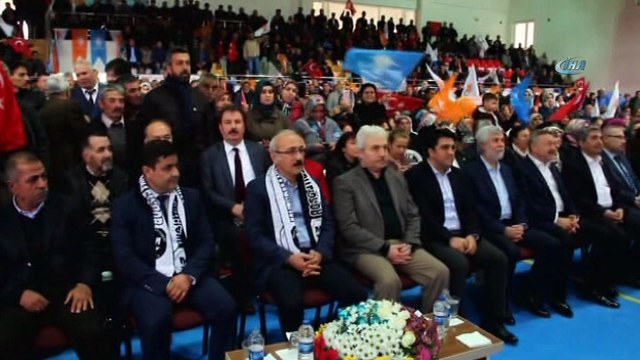 Kalkınma Bakanı Elvan:'3'üncü çeyrekte yüzde 11,1 ile dünyanın en hızlı büyüyen ülkesi konumuna geldik'