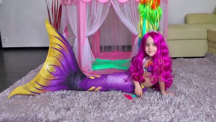 Live Mermaids Swimming in Our Pool! Magic Transformation-Little Girl become