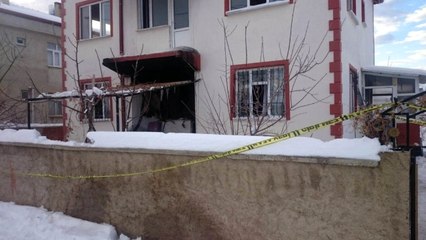 Baba ve 3 Oğlu Yangında Hayatını Kaybetti