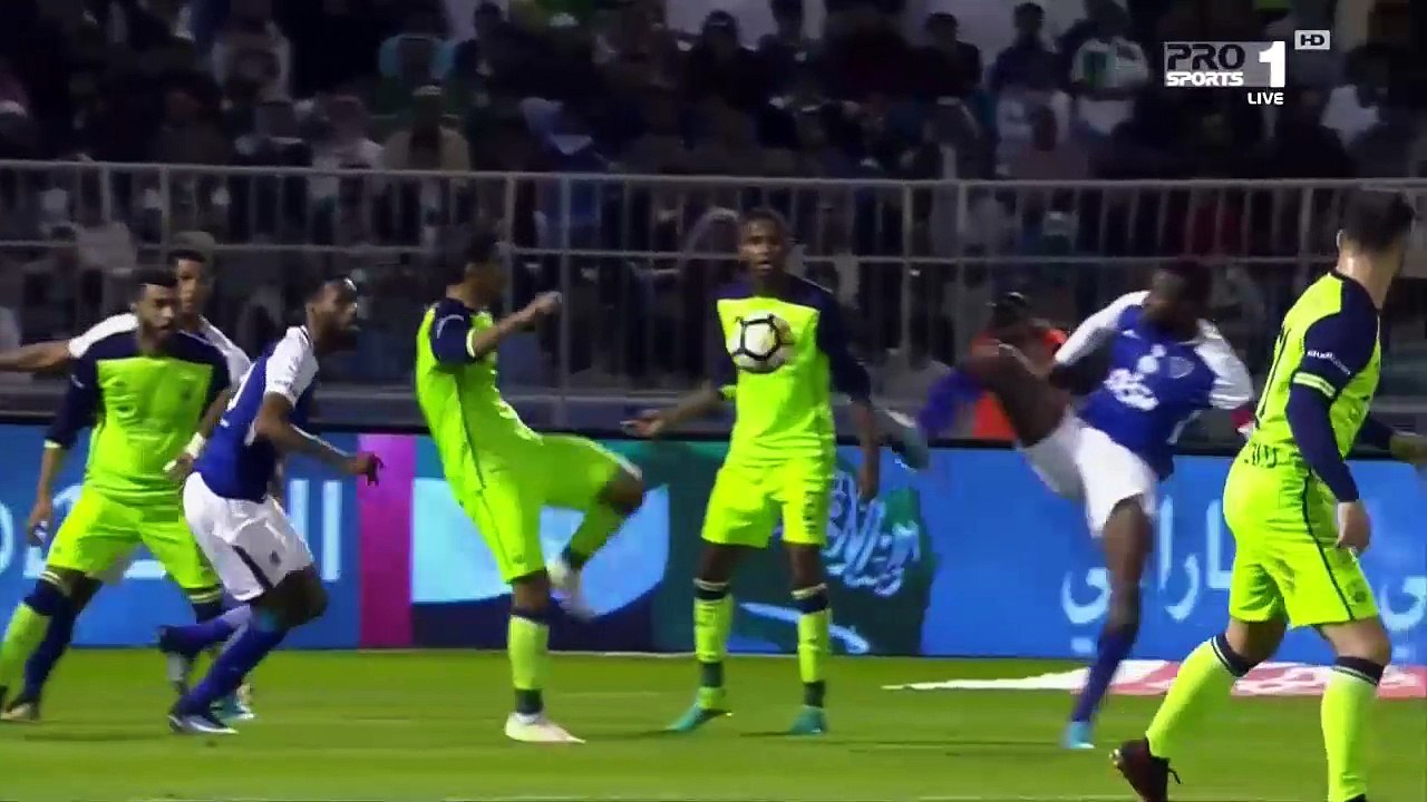ملخص مباراة الهلال و الأهلي في الجولة 12 من الد...