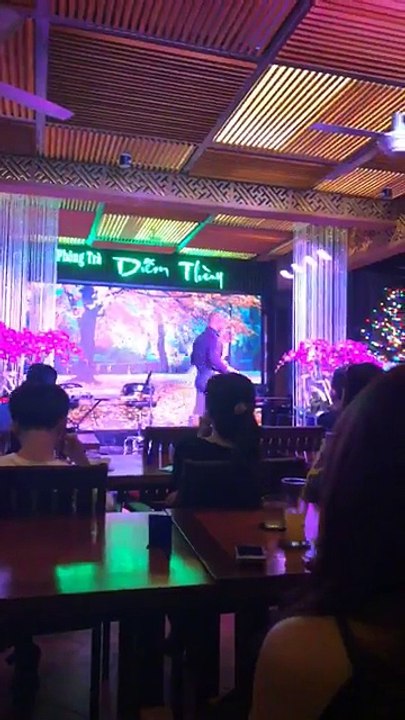 Đắp mộ cuộc tình - Randy