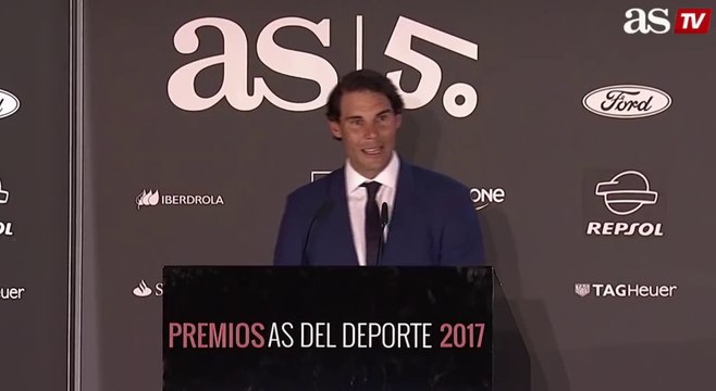 Rafael Nadal receives AS Sports Award 2017