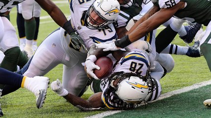 Melvin Gordon spins into the end zone for a 1-yard touchdown