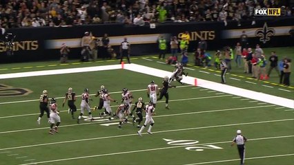 Julio Jones pulls in catch just short of the goal line