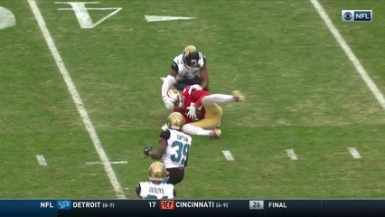 Jimmy Garoppolo threads the needle on pass to Kendrick Bourne for first down