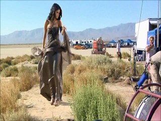 SELENA GOMEZ & THE SCENE A YEAR WITHOUT RAIN DELUXE EDITION