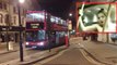 İngiltere'den Gelen Görüntüler Şoke Etti! Bir Çift Halk Otobüsünde Cinsel İlişkiye Girdi