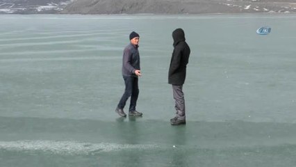 Çıldır Gölü'nde Atlı Kızaklar Sezonu Açamadı