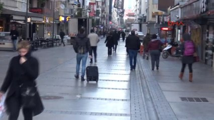 İzmir'de 4.8 Büyüklüğünde Deprem