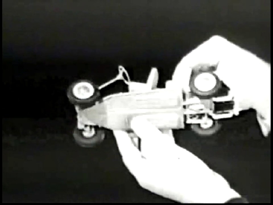 Volkswagen Type 1 (Beetle/Bug) retro car commercial #VW #VDub #classic