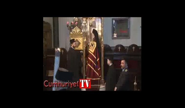 Patrik Bartholomeos Aya Yorgi'deki Noel ayinini yönetti