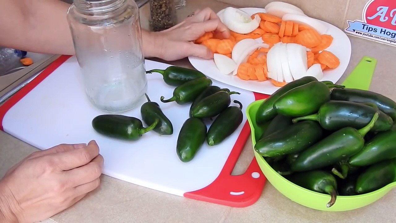 CHILES CURTIDOS EN VINAGRE