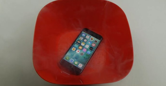 What Happens When You Pour Liquid Nitrogen On iPhone 7!
