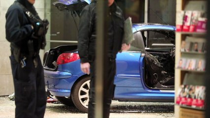 Mann rast mit Auto in SPD-Parteizentrale
