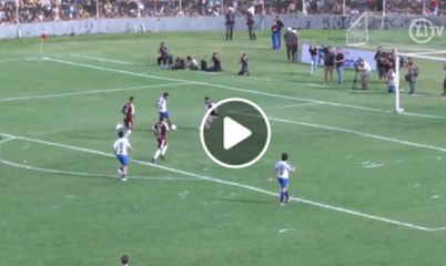 Neymar faz golaço de cinema em amistoso beneficente