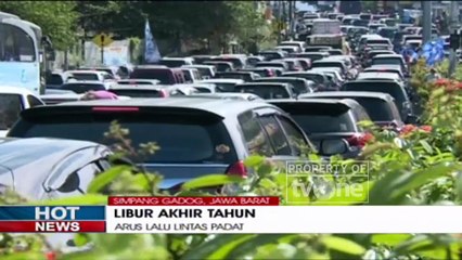 Kepadatan di Sejumlah Ruas Jalan Libur Natal dan Tahun Baru