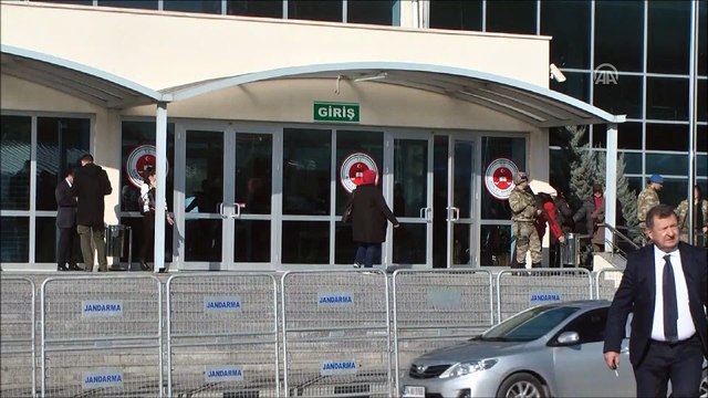 Cumhuriyet Gazetesi yönetici ve yazarları hakkındaki dava - İSTANBUL