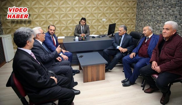 (25 Aralık 2017) BAŞKAN BÜYÜKKILIÇ, MELİKGAZİ SOSYAL YADIMLAŞMA VE DAYANIŞMA VAKFI’NI ZİYARET ETTİ