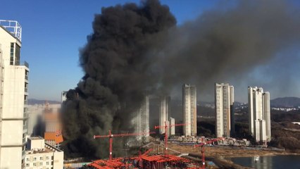 수원 오피스텔 공사장에 큰불...15명 사상 / YTN