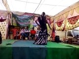 Jahiya bhetaibu saket galiya me Bhojpuri Arkestra dance