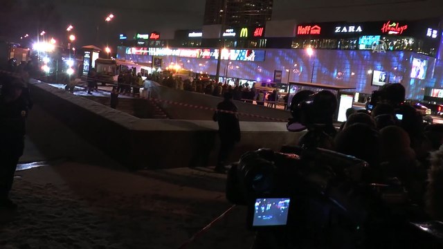 Otobüs alt geçide girdi - MOSKOVA