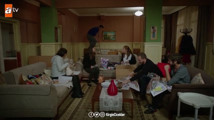 Kızların taşınma telaşı! - Kırgın Çiçekler 103.Bölüm
